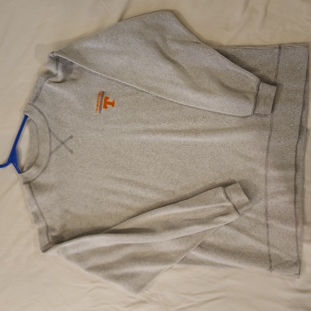 University of Tennessee volunteer sweatshirt